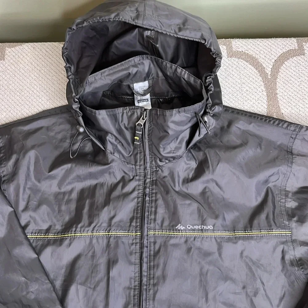 Quechua Raincut Phantom WINDPROOF AND WATER-REPELLENT HIKING Fullzip Jacket